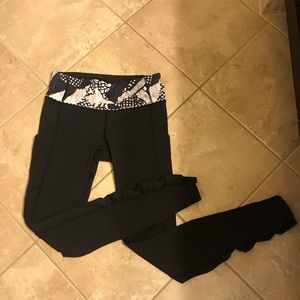black with printed band Lululemon leggings